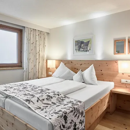 Bio Hotel Stillebach St. Leonhard im Pitztal Exterior foto